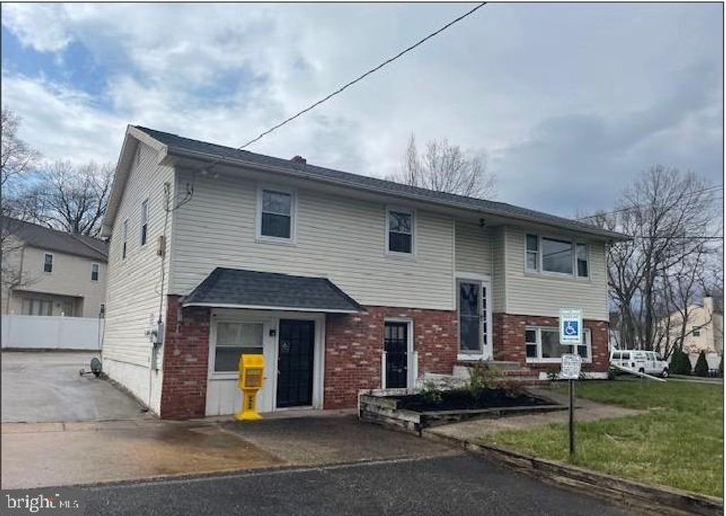 3641 HADDONFIELD RD, Pennsauken, NJ 08109