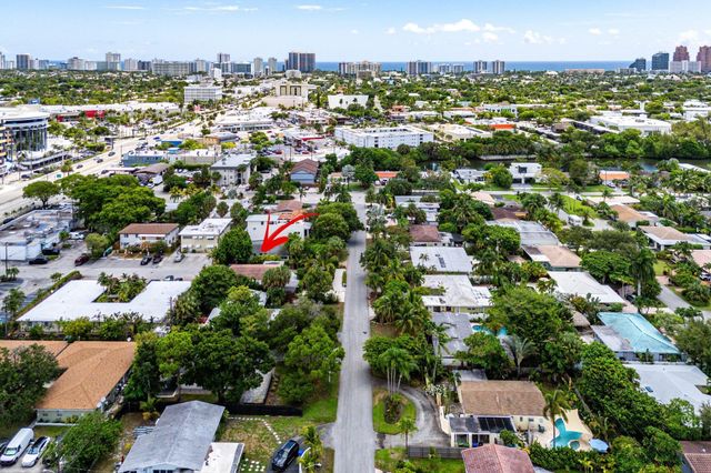 2041 NE 30th Street, Fort Lauderdale, FL 33306