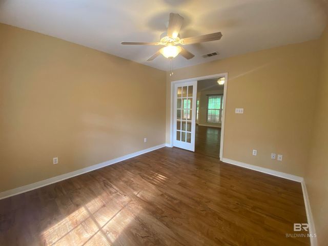 9734 N Bayou Road, Lillian, AL 36549