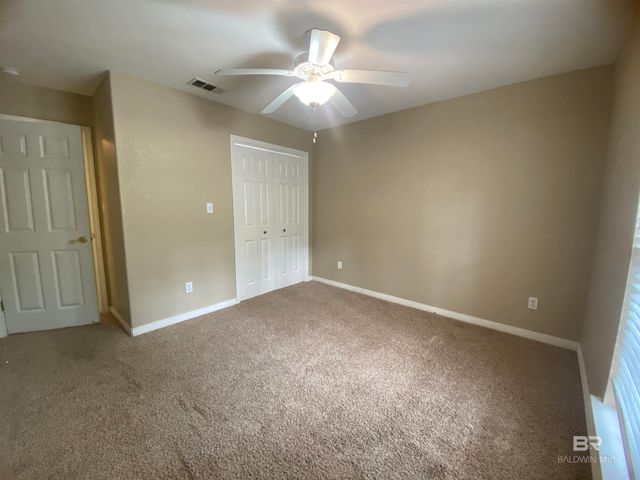 9734 N Bayou Road, Lillian, AL 36549