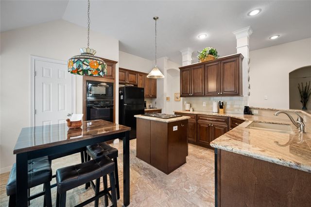 2514 S Strathford Lane, Kingwood, TX 77345