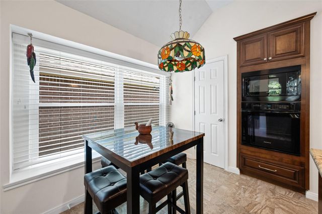 2514 S Strathford Lane, Kingwood, TX 77345