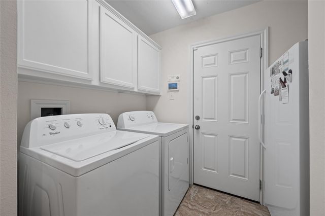 2514 S Strathford Lane, Kingwood, TX 77345