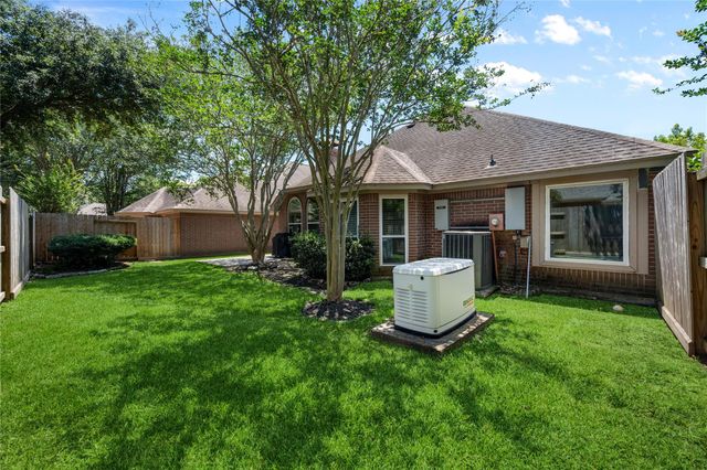 2514 S Strathford Lane, Kingwood, TX 77345