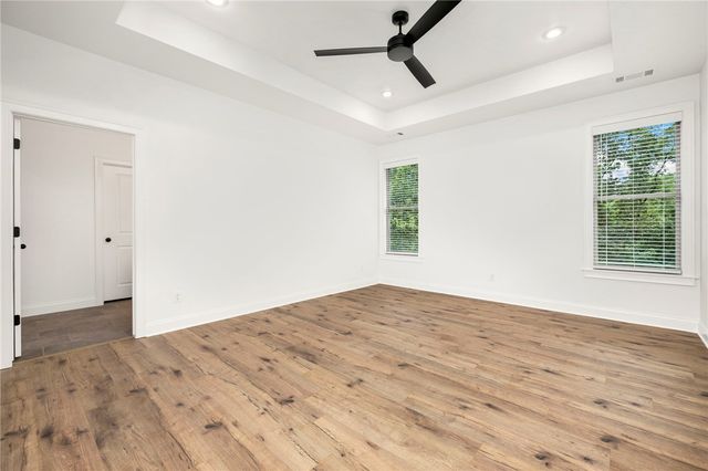 10 Eastleigh Drive, Bella Vista, AR 72714