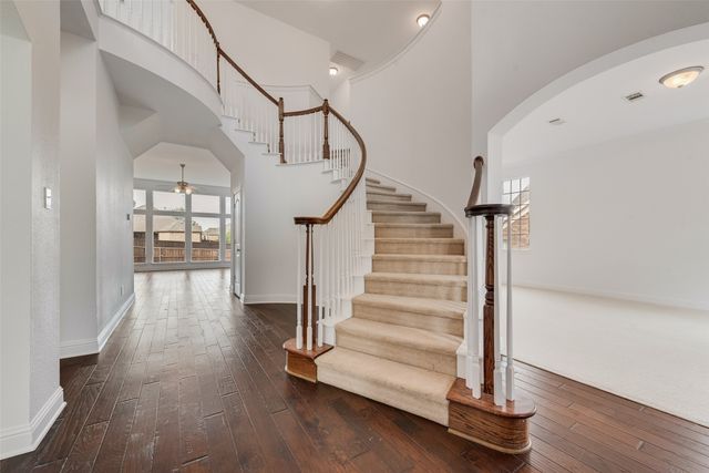 413 Kearsarge Street, Desoto, TX 75115
