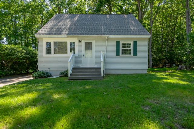 38 Duffy Street, Franklin, NH 03235
