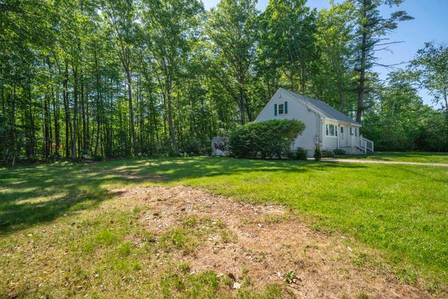 38 Duffy Street, Franklin, NH 03235