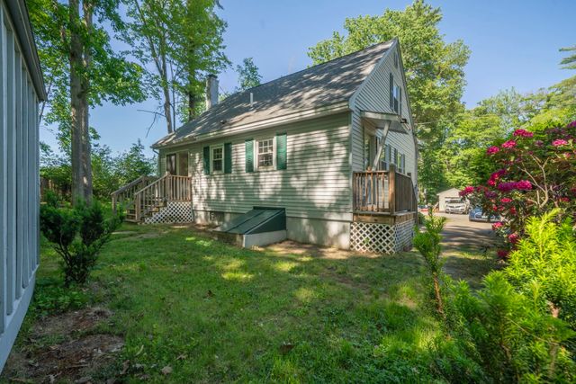 38 Duffy Street, Franklin, NH 03235