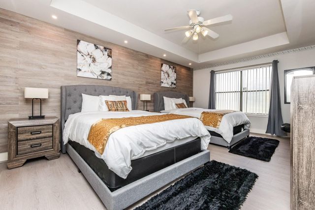 9715 Riddlewood Lane, Houston, TX 77025