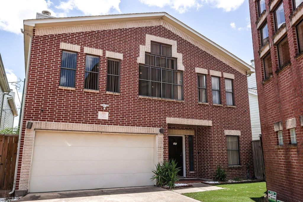 9715 Riddlewood Lane, Houston, TX 77025