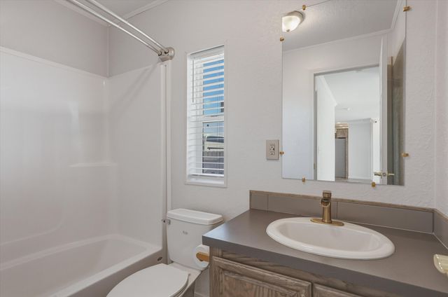 157 Jensen Lane, Belen, NM 87002