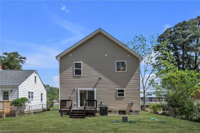 9318 Old Stage HWY, Smithfield, VA 23430