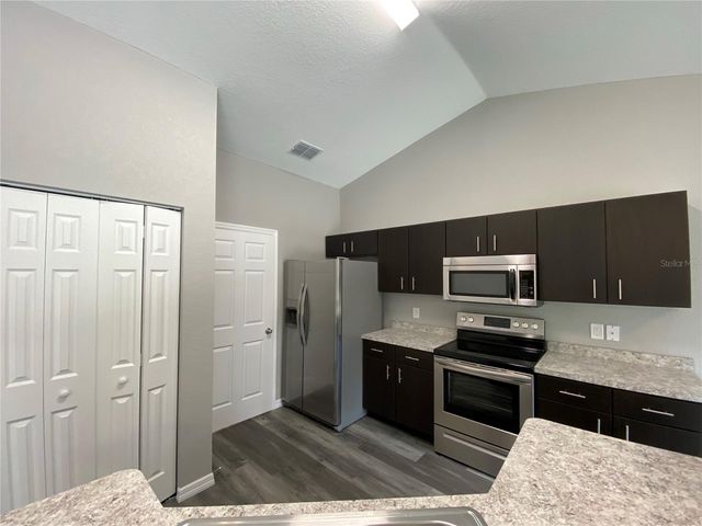 15945 SW 57TH TERRACE ROAD, Ocala, FL 34473