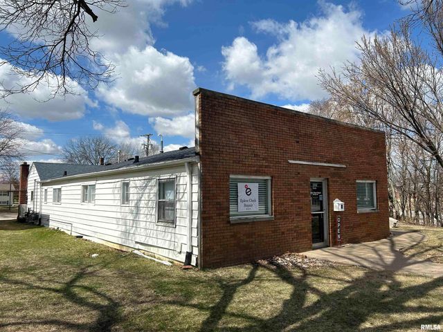 2332 EASTERN Avenue, Davenport, IA 52803