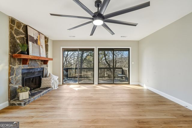 1303 Fairway Oaks, Waleska, GA 30183