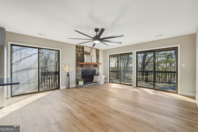 1303 Fairway Oaks, Waleska, GA 30183