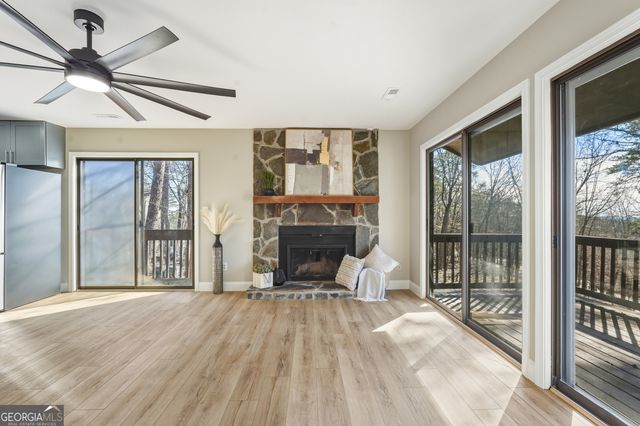 1303 Fairway Oaks, Waleska, GA 30183