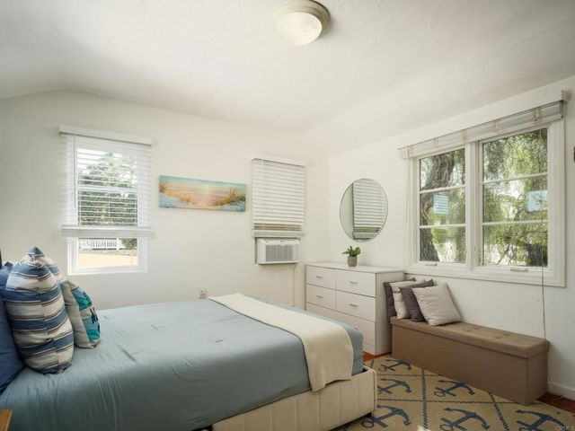 1303 15 Cave Street, La Jolla, CA 92037