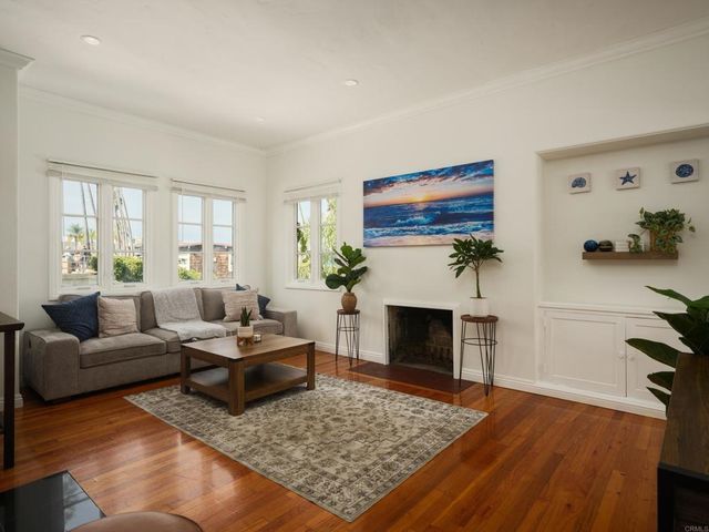1303 15 Cave Street, La Jolla, CA 92037
