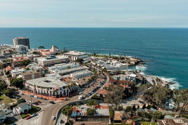 1303 15 Cave Street, La Jolla, CA 92037