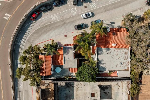 1303 15 Cave Street, La Jolla, CA 92037