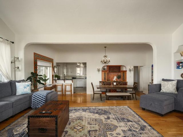 1303 15 Cave Street, La Jolla, CA 92037