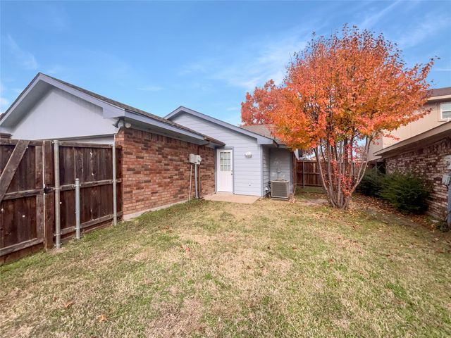 1408 Hackamore Street, Mesquite, TX 75149