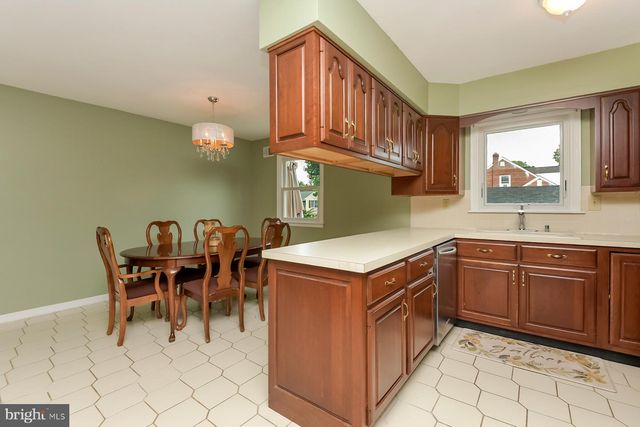 500 WASHINGTON AVE, Ewing, NJ 08628