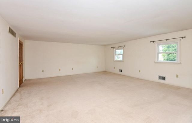500 WASHINGTON AVE, Ewing, NJ 08628