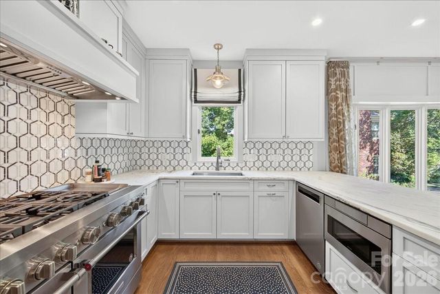 201 Hillside Avenue, Charlotte, NC 28209