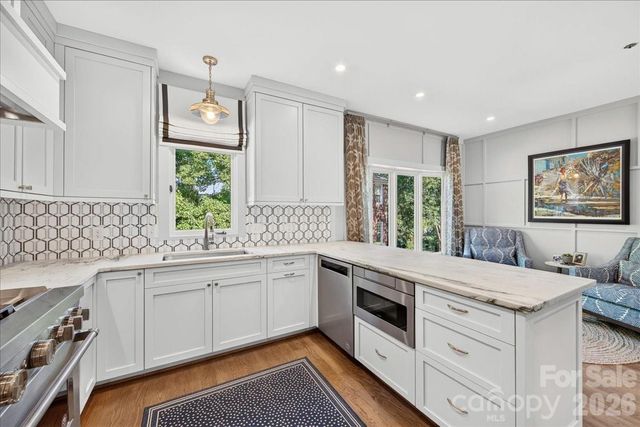 201 Hillside Avenue, Charlotte, NC 28209