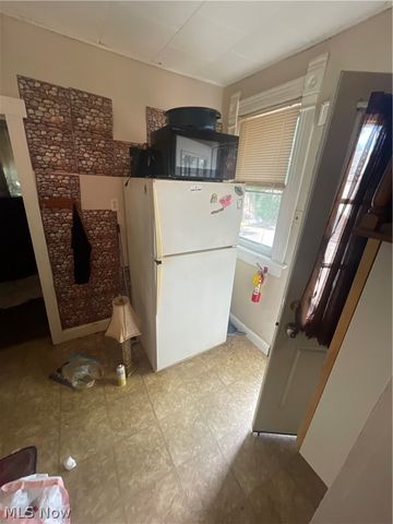 2221 6th Street SW, Canton, OH 44706
