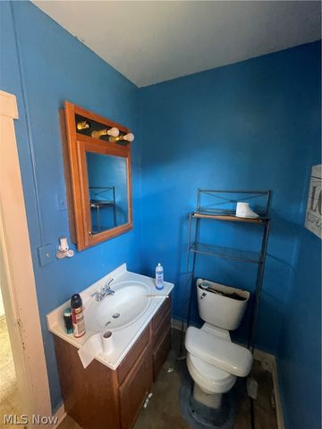 2221 6th Street SW, Canton, OH 44706