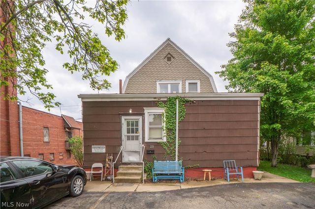 2221 6th Street SW, Canton, OH 44706
