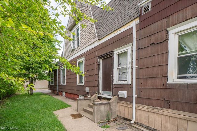 2221 6th Street SW, Canton, OH 44706