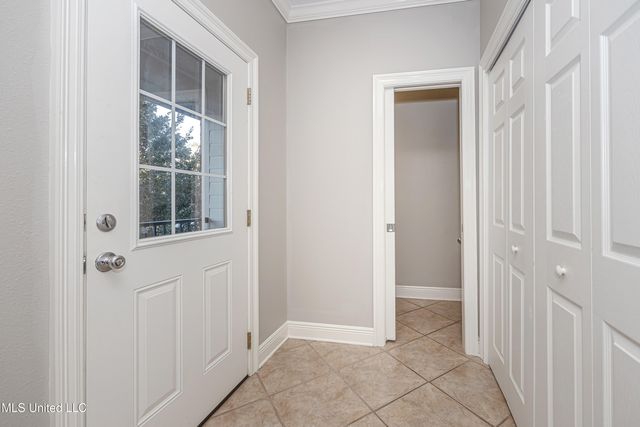 219 Armand Oaks, Ocean Springs, MS 39564