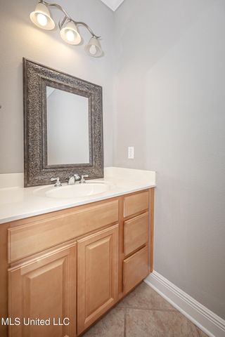 219 Armand Oaks, Ocean Springs, MS 39564