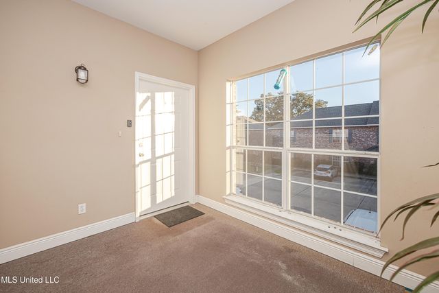 219 Armand Oaks, Ocean Springs, MS 39564