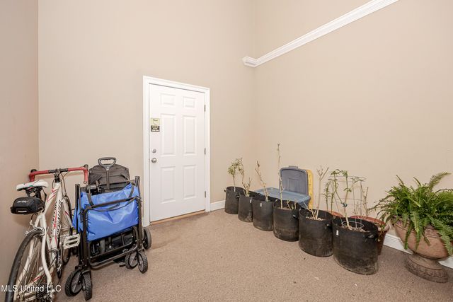 219 Armand Oaks, Ocean Springs, MS 39564