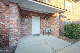 219 Armand Oaks, Ocean Springs, MS 39564