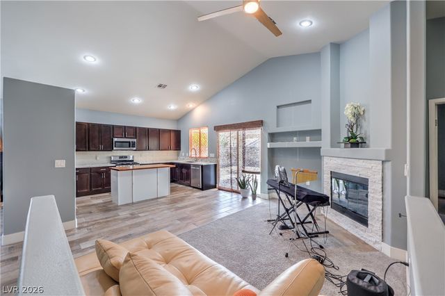 2421 Sunrise Springs Court, North Las Vegas, NV 89031