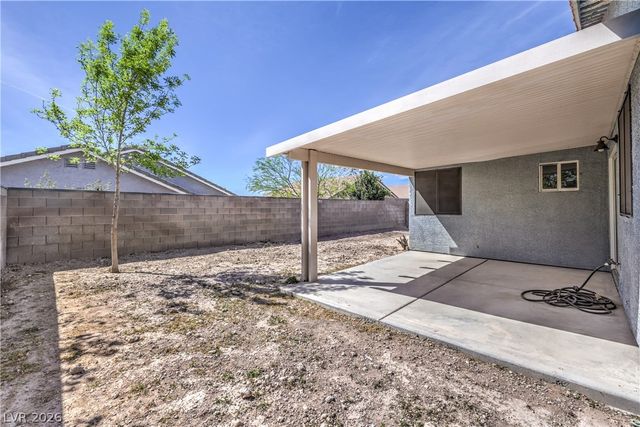 2421 Sunrise Springs Court, North Las Vegas, NV 89031