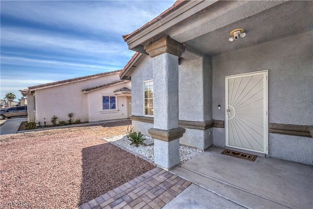 2421 Sunrise Springs Court, North Las Vegas, NV 89031