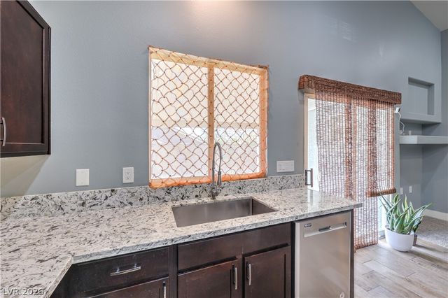 2421 Sunrise Springs Court, North Las Vegas, NV 89031