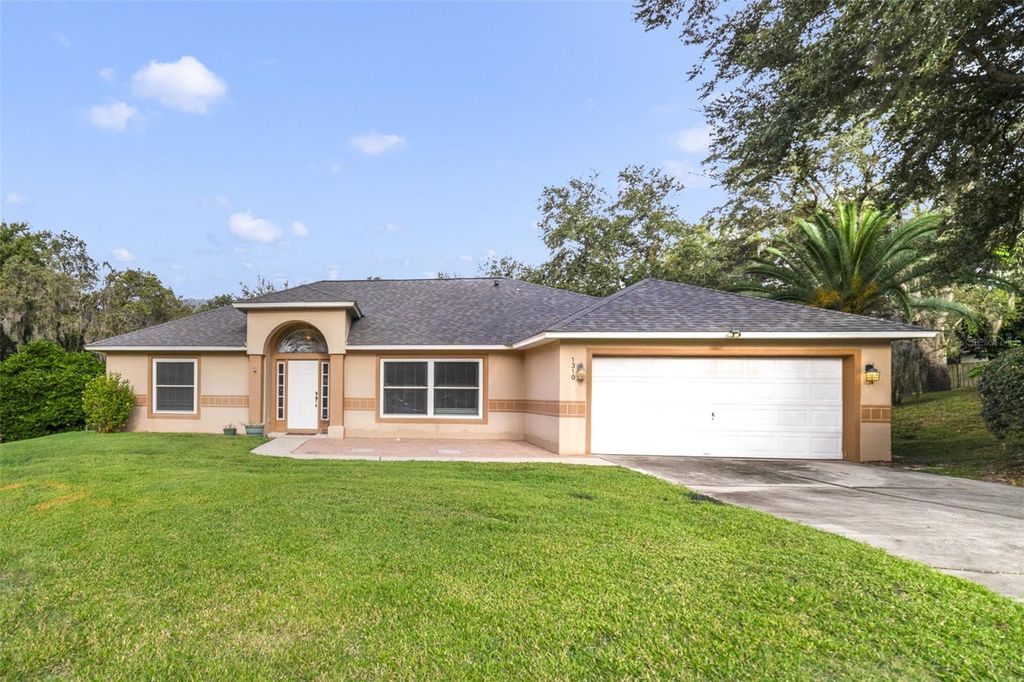 Image 1 of property listing at 1310 WOODS EDGE COURT, Minneola, FL 34715