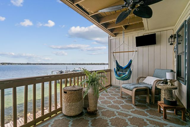 810 Eglin Parkway 14, Fort Walton Beach, FL 32547