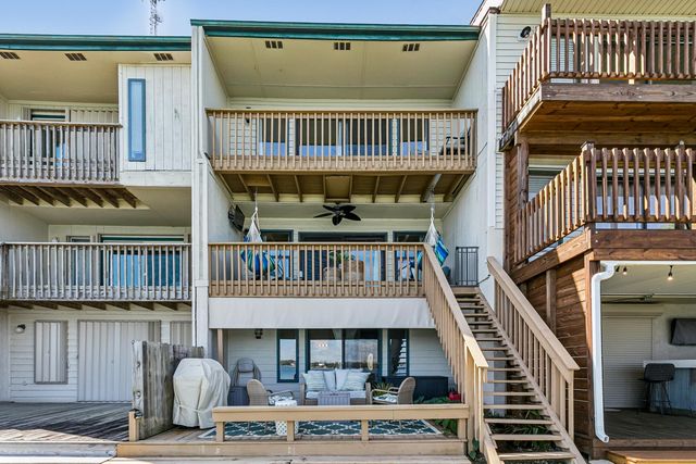 810 Eglin Parkway 14, Fort Walton Beach, FL 32547