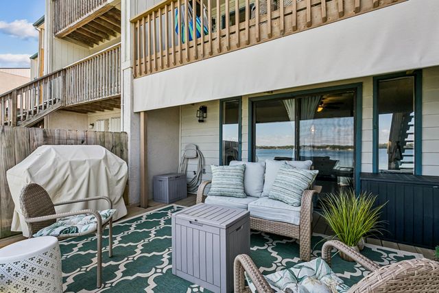 810 Eglin Parkway 14, Fort Walton Beach, FL 32547