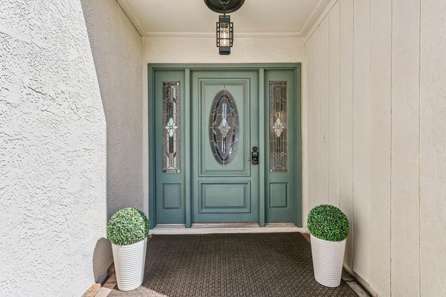 810 Eglin Parkway 14, Fort Walton Beach, FL 32547